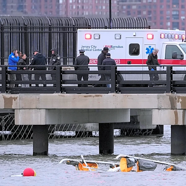 NYC helicopter that crashed and killed 6 last year showed signs of a bird strike, safety board says