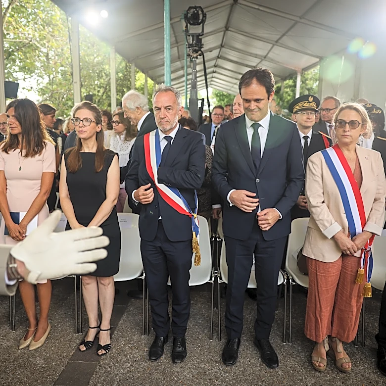 France commemorates the Vel d’Hiv roundup after a Paris plaque honoring rescuers is vandalized