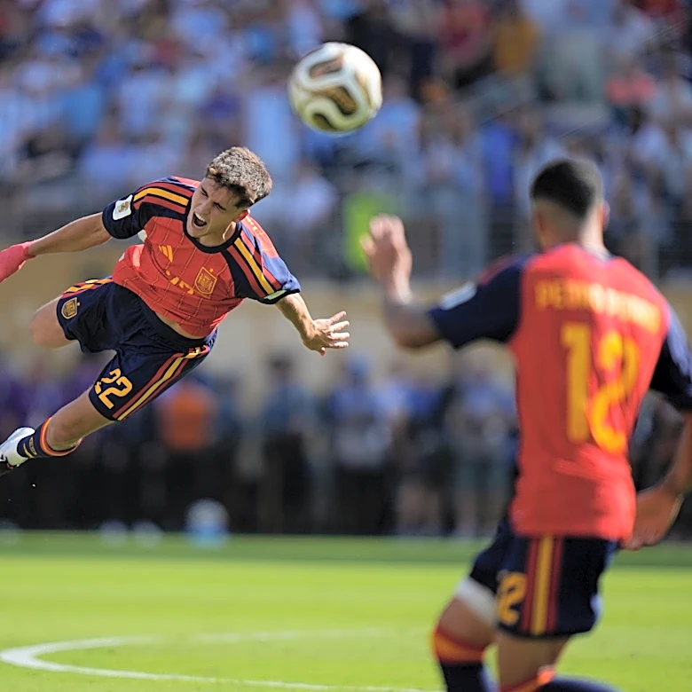 The Latest: Argentina down to 10 men vs Spain as World Cup final goes to extra time