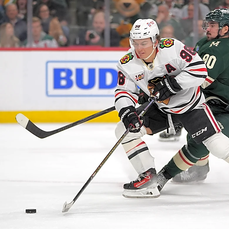 Bedard says Carlsson's offer sheet had no effect on his thinking for Blackhawks contract