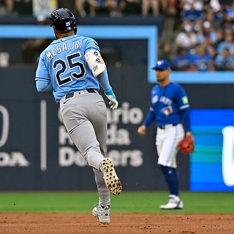 Rays hit 3 solo homers, Nick Martinez pitches 6 innings for win as Rays beat Blue Jays 7-1