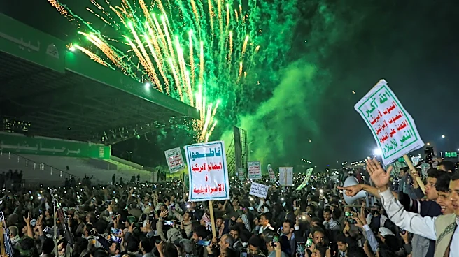 Iran and US persist in their attacks, as Pakistan tries to keep diplomacy alive