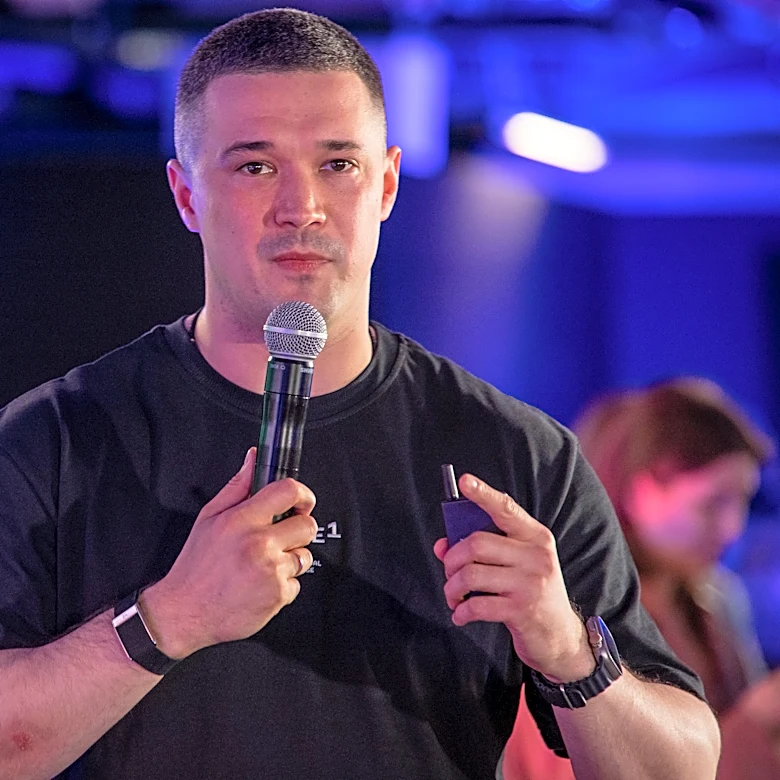 Two very different men are at the heart of Ukraine's political crisis