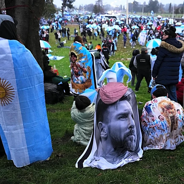 Messi returns to Argentina for rest after World Cup final loss to Spain