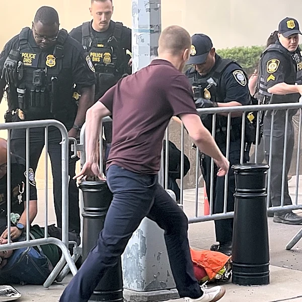 Ex-Army soldier jailed on arson charge after fiery attack on Manhattan federal building