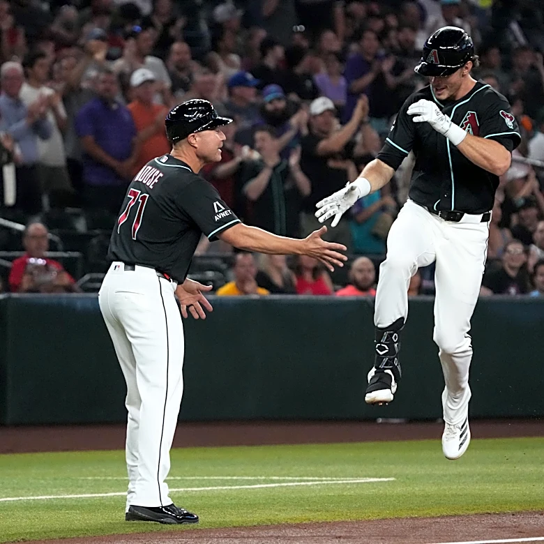 Vargas hits winning single in 10th as Diamondbacks rally to beat A's 6-5 after blowing lead in 9th