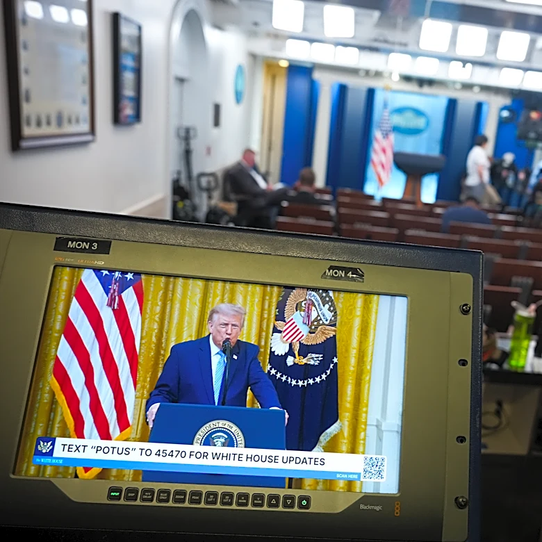 Journalists urge correspondents' association to stand up to Trump at rescheduled press dinner