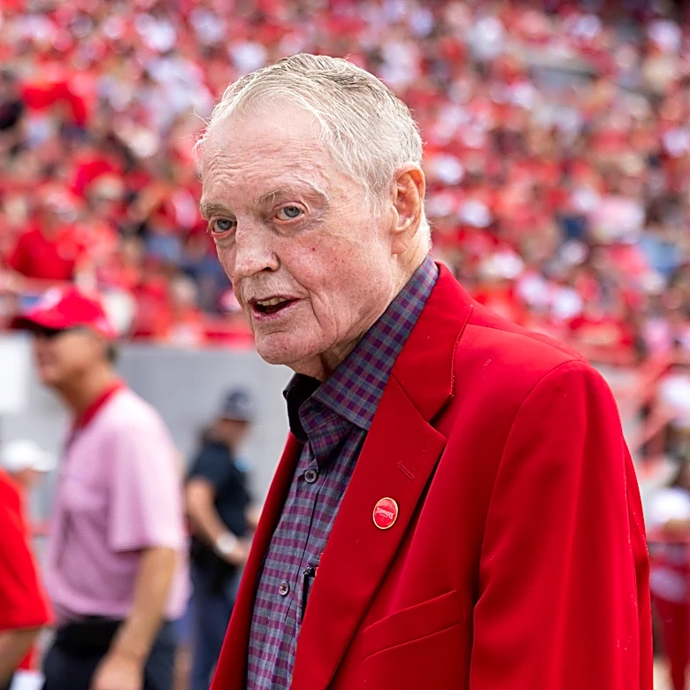 College coaching great Tom Osborne becomes 1st living inductee in Nebraska's state hall of fame