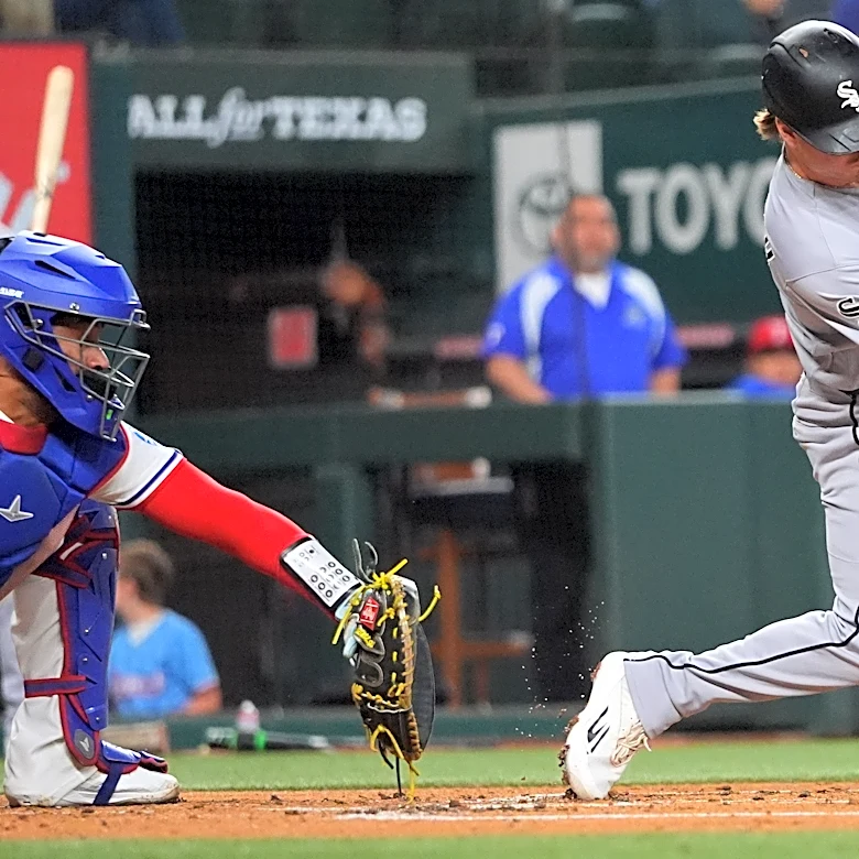 Meidroth and Benintendi have a pair of RBI singles apiece as White Sox beat Rangers 4-2
