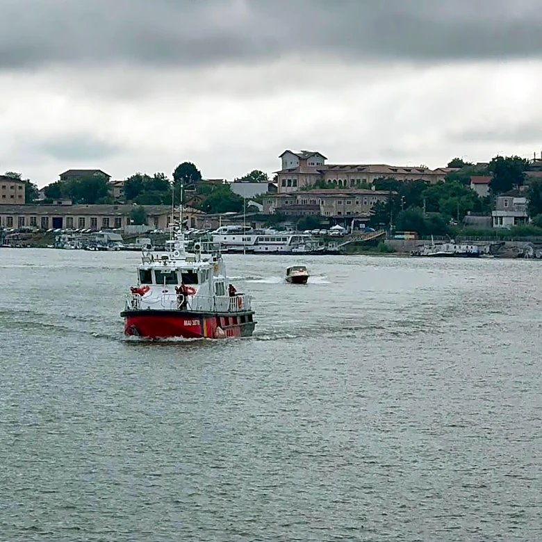 A sailor dies after a Ukraine-bound tanker catches fire off Romania as officials probe war link