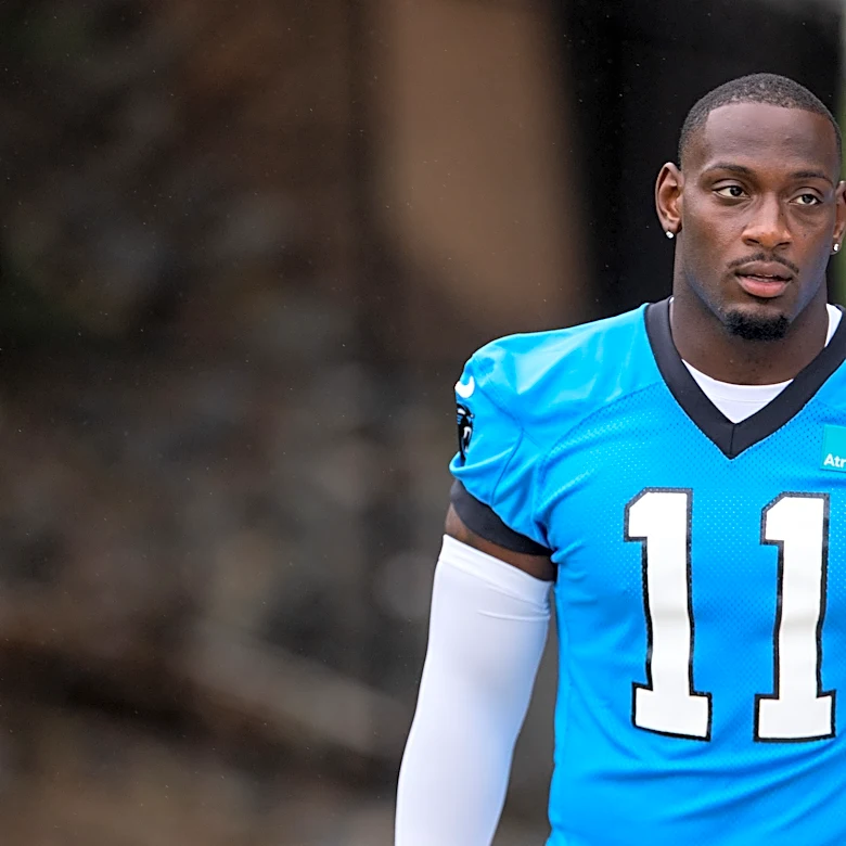 Panthers OLB Nic Scourton carted off the field with right knee injury on Day 1 of training camp
