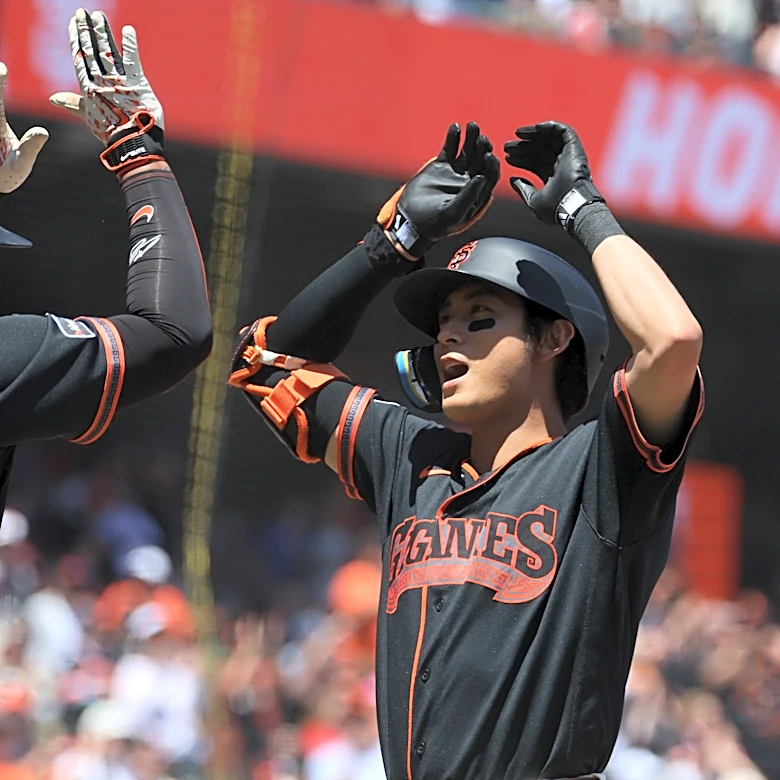 Devers, Lee hit 3-run homers, Ray pitches 6 shutout innings as Giants beat Angels 9-2