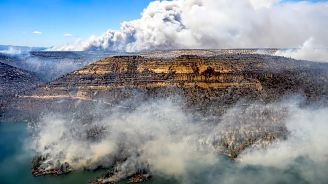 Oregon fire looms near town as fourth firefighter dies weeks after Colorado blaze