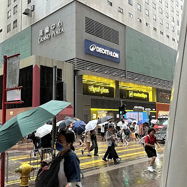 Typhoon Noul makes landfall in southern China, with over 340,000 evacuated and flights canceled