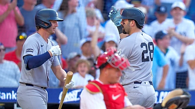 Wells and Domínguez homer to lead New York Yankees past Philadelphia Phillies 3-1