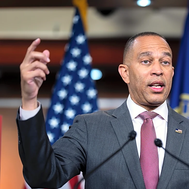 House Democratic leader Hakeem Jeffries kicks off 100 days till midterms with affordability agenda