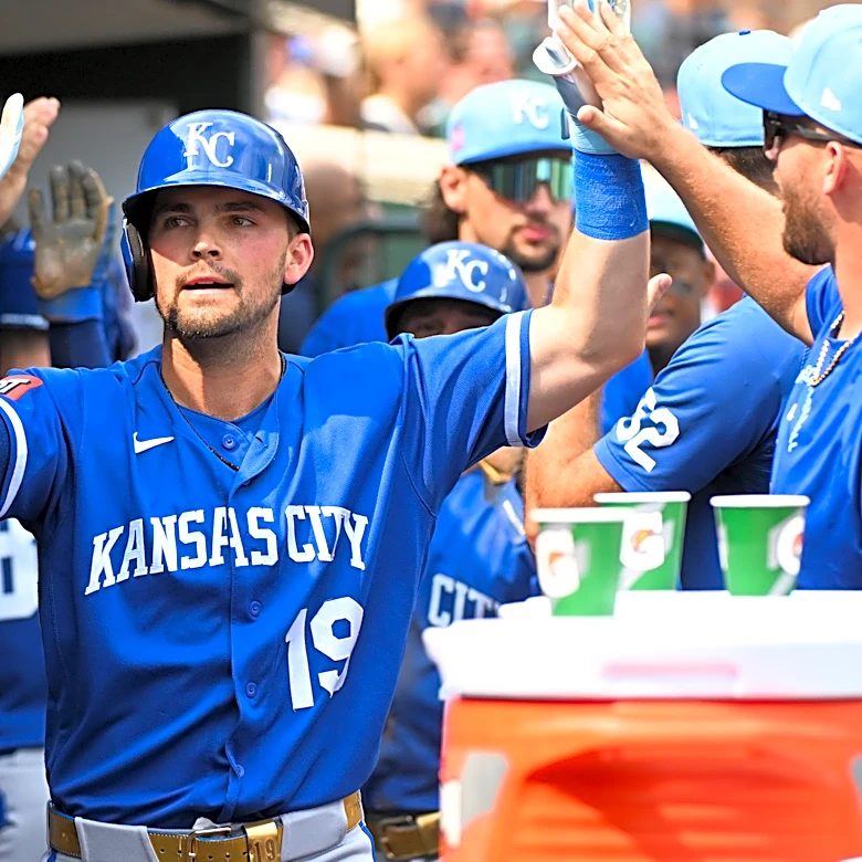 Michael Massey's 2-run, 2-out homer in 8th helps Royals beat Tigers 5-4 for 2nd straight win