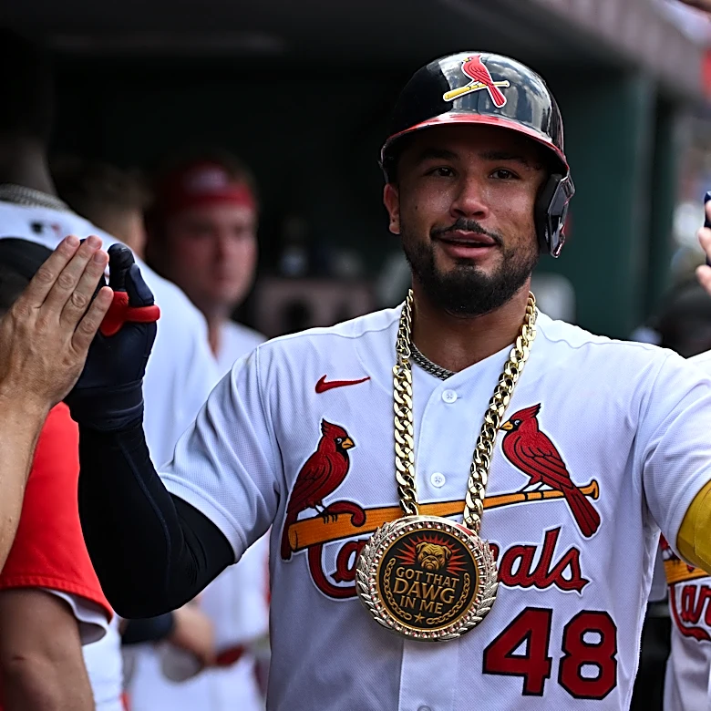 Reds beat Cardinals 5-3 in 10 innings to win 3 straight road series for first time since 2023