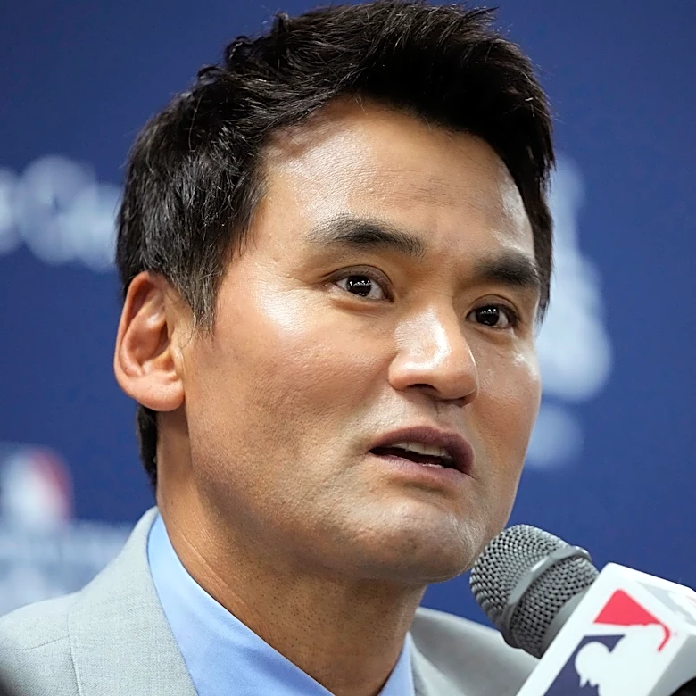 Chan Ho Park becomes first Korean to buy a stake in an MLB club by joining Athletics group