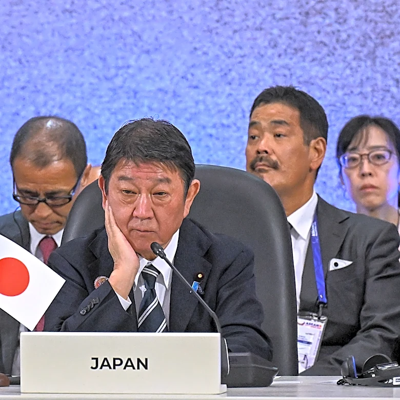 China and Japan differ on whether their foreign ministers spoke last week at ASEAN