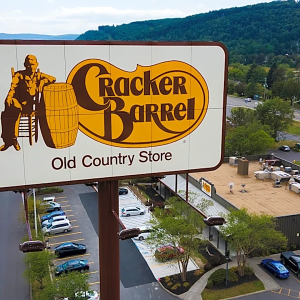Cracker Barrel CEO steps down a year after logo debacle