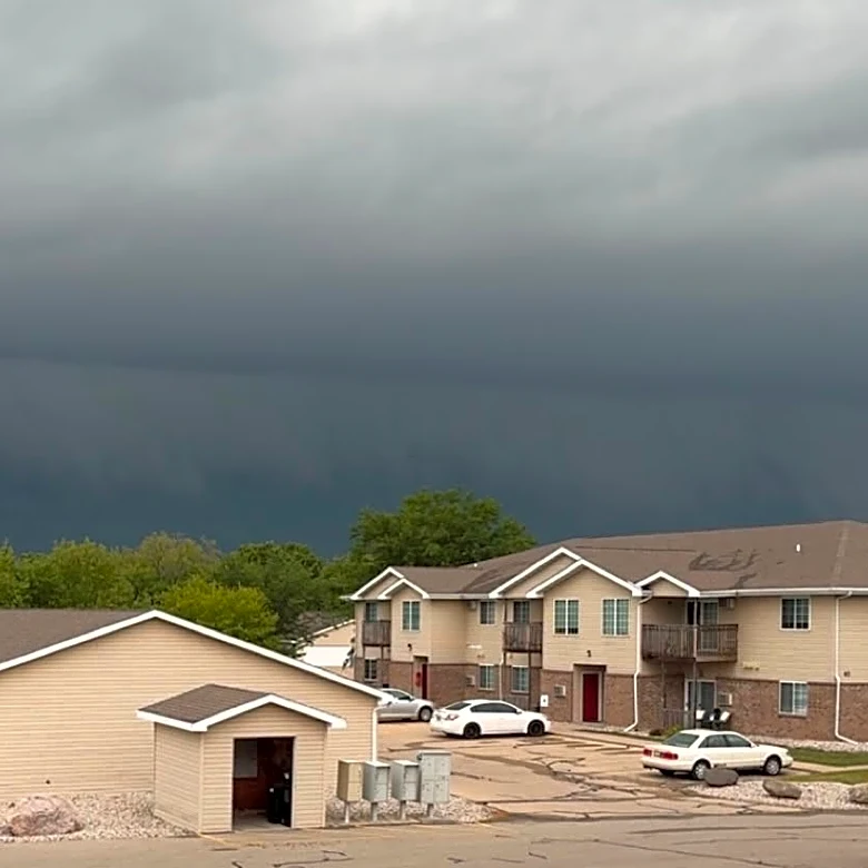 Wisconsin tornado causes extensive damage and cuts power to thousands of homes