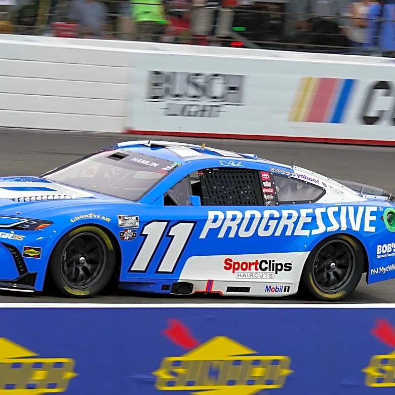 NASCAR drivers head into week-long break before Iowa race pondering playoff chase