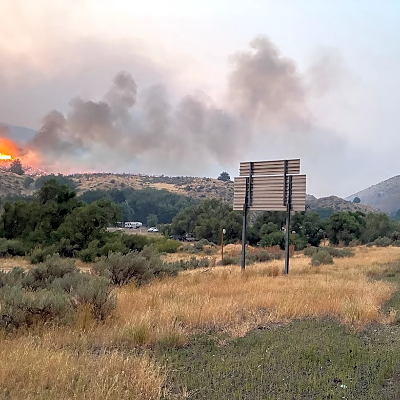 Major Oregon interstate closed for 70 miles due to wildfire