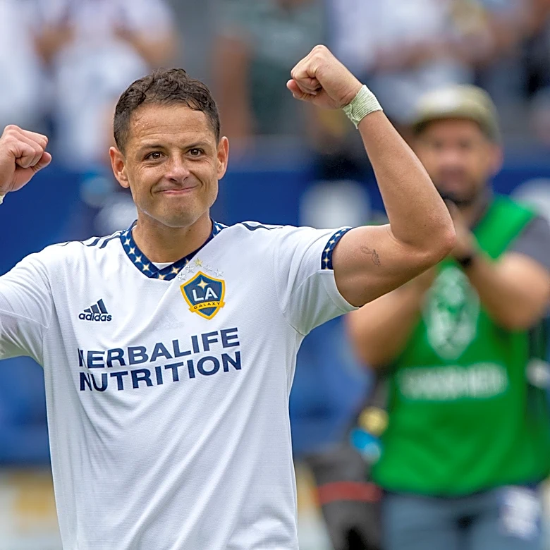 Chicharito signed by expansion Atlético Dallas in the USL Championship