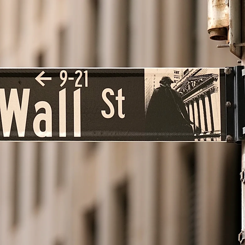 Wall Street's flip from AI stocks to elsewhere accelerates, while oil prices keep easing