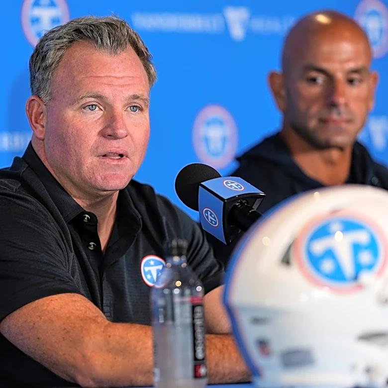 No predictions, just urgency: Robert Saleh’s Titans start camp after another 3-14 reset