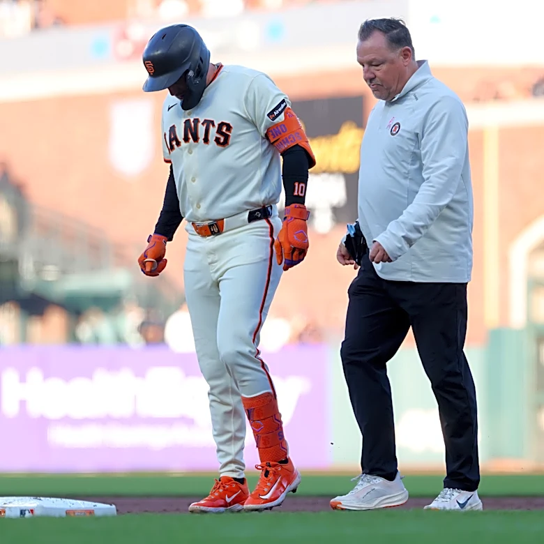 Giants put infielder Casey Schmitt on 10-day injured list with torn meniscus in left knee