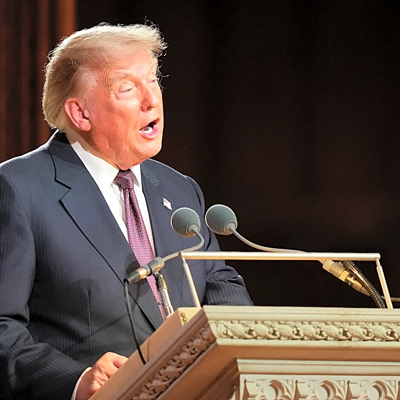 Trump and DOJ ask Supreme Court to toss $83 million defamation verdict in E. Jean Carroll case