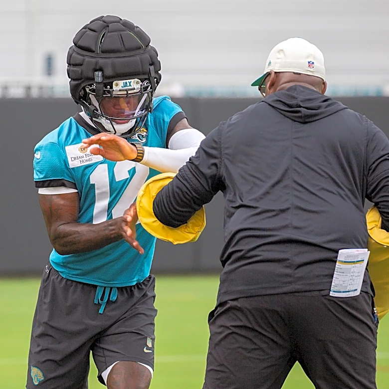 Jaguars open training camp with a healthy Travis Hunter and hopes of back-to-back playoff berths