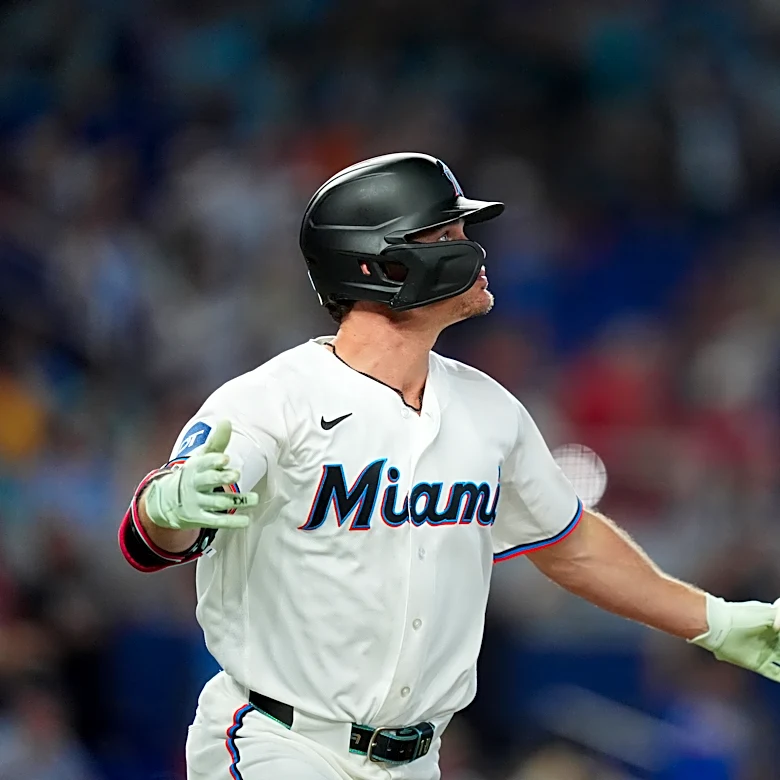 Conine puts Marlins ahead for good with eighth inning pinch-hit homer, Marlins defeat Phillies 8-6