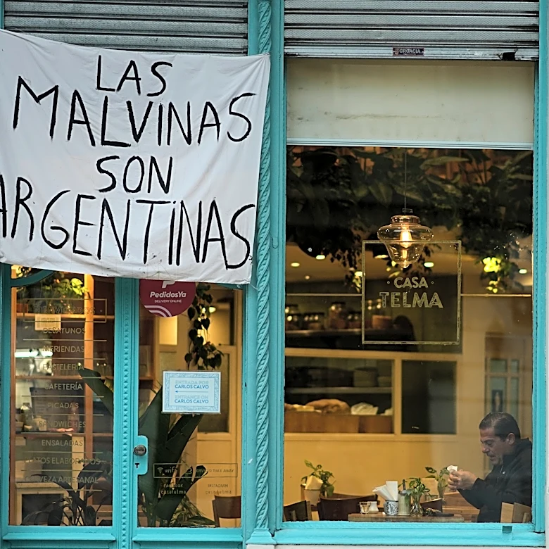 A World Cup banner turns the Malvinas into a cultural obsession for a new generation in Argentina