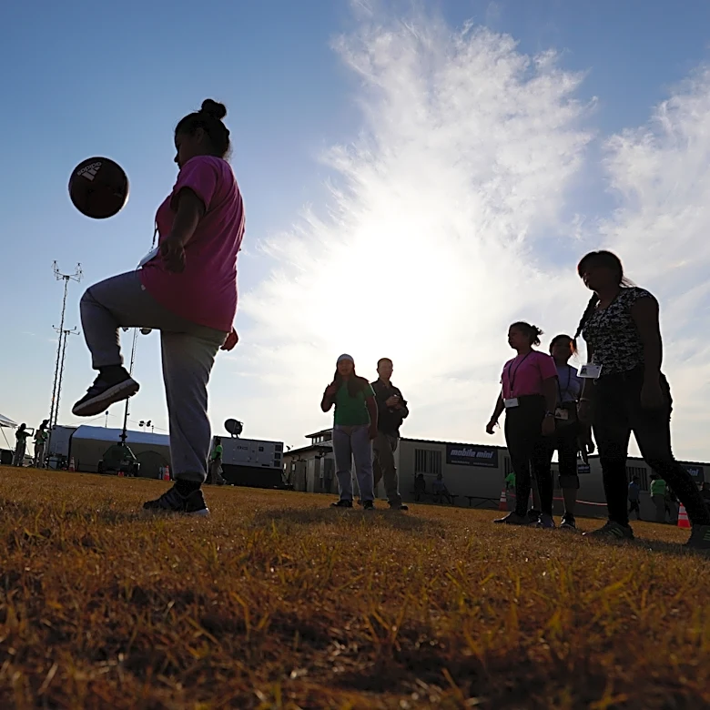 Thousands of migrant children in the US could face new deportation risks as legal aid deal expires