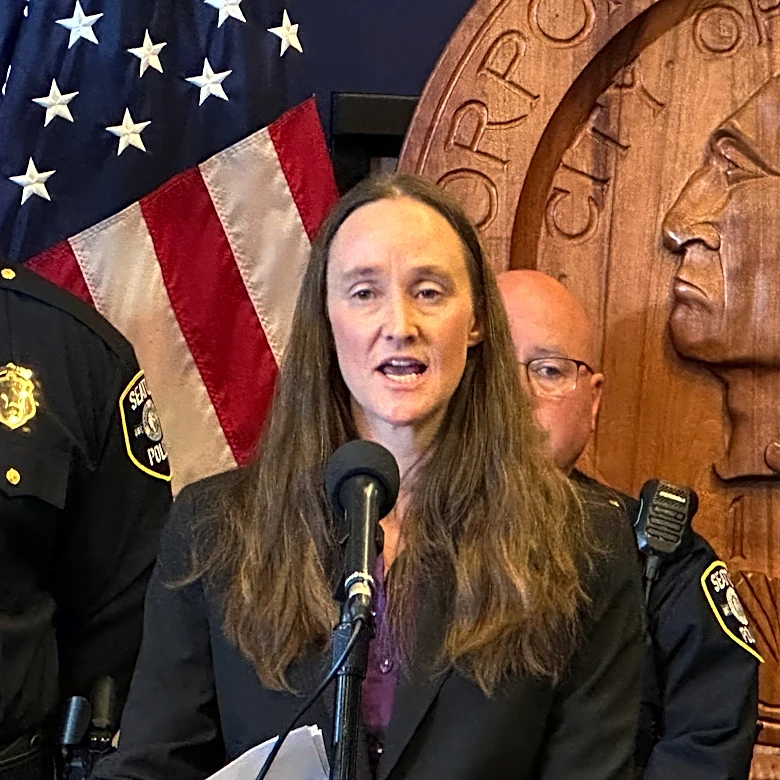 Seattle mayor defends ousting police chief after festival shootout