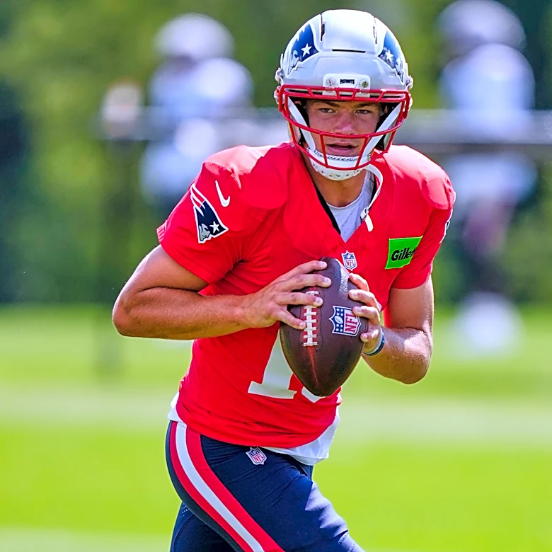 Drake Maye is being more vocal and it's already paying off as he prepares for Year 3 with Patriots