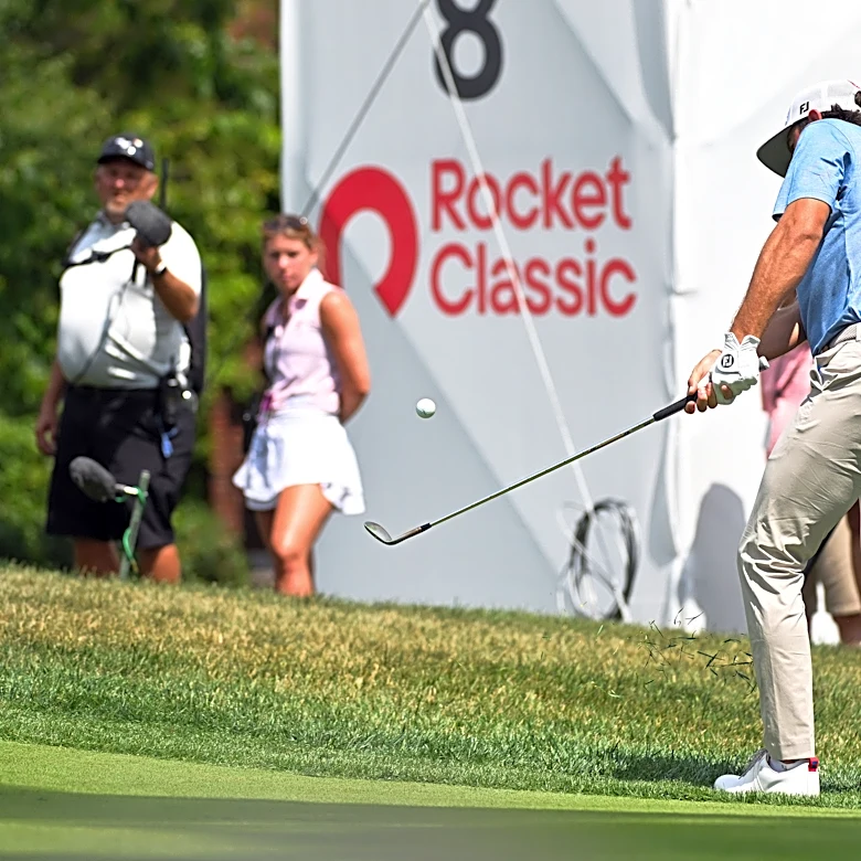 Cameron Young shares 2nd-round lead at Rocket Classic after cooling off to shoot 9-under 61