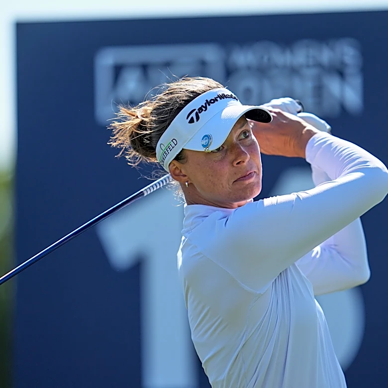 Esther Henseleit's 67 puts her in contention after 3 rounds at the British Women’s Open