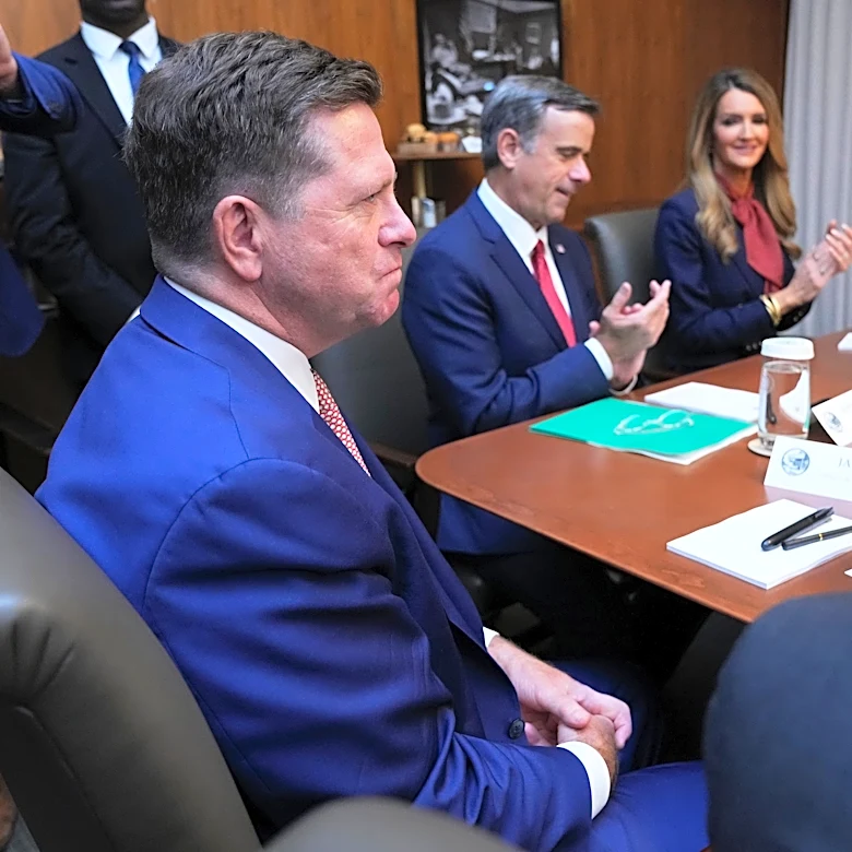 Trump's housing regulator Bill Pulte says he'll hand over intel reins to Jay Clayton on Monday