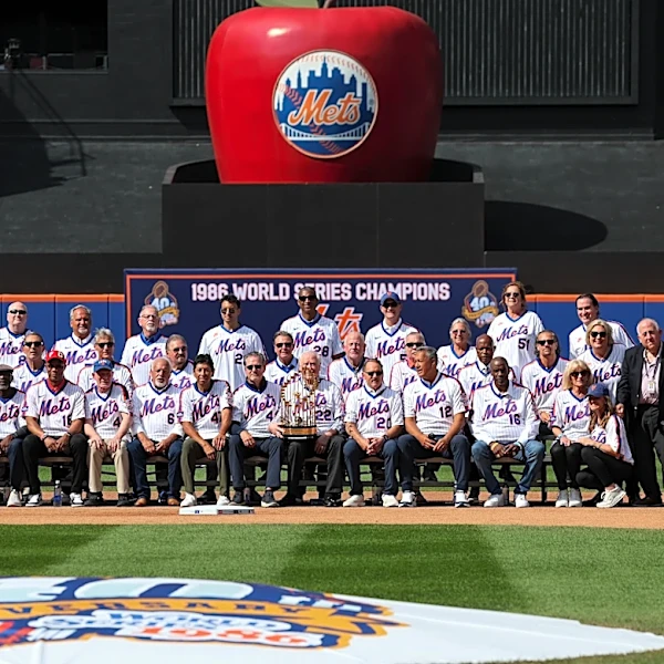 Members of the 1986 World Series champion Mets celebrate the 40th anniversary of team's last title