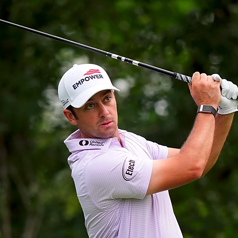 Davis Riley closes strong, takes 1-shot lead into final round of the last Rocket Classic in Detroit