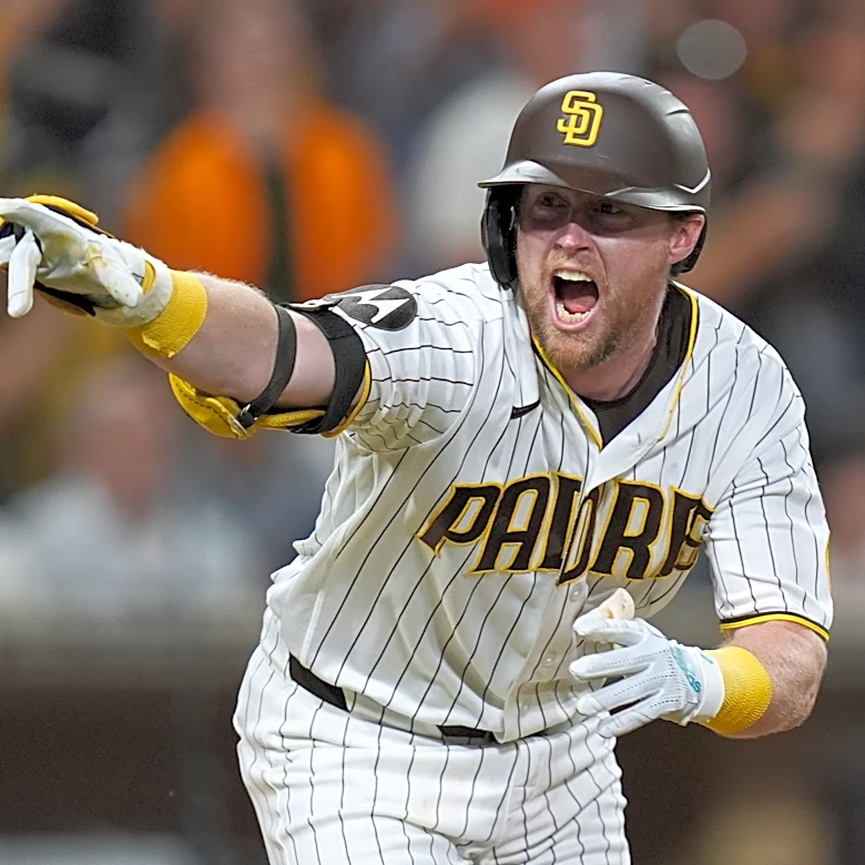 Cronenworth's single gives Padres 6-5 win over Giants after Miller blows save