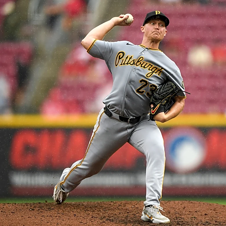 Burns wins 12th straight decision, Stewart hits 24th HR, as Reds beat Pirates 10-2