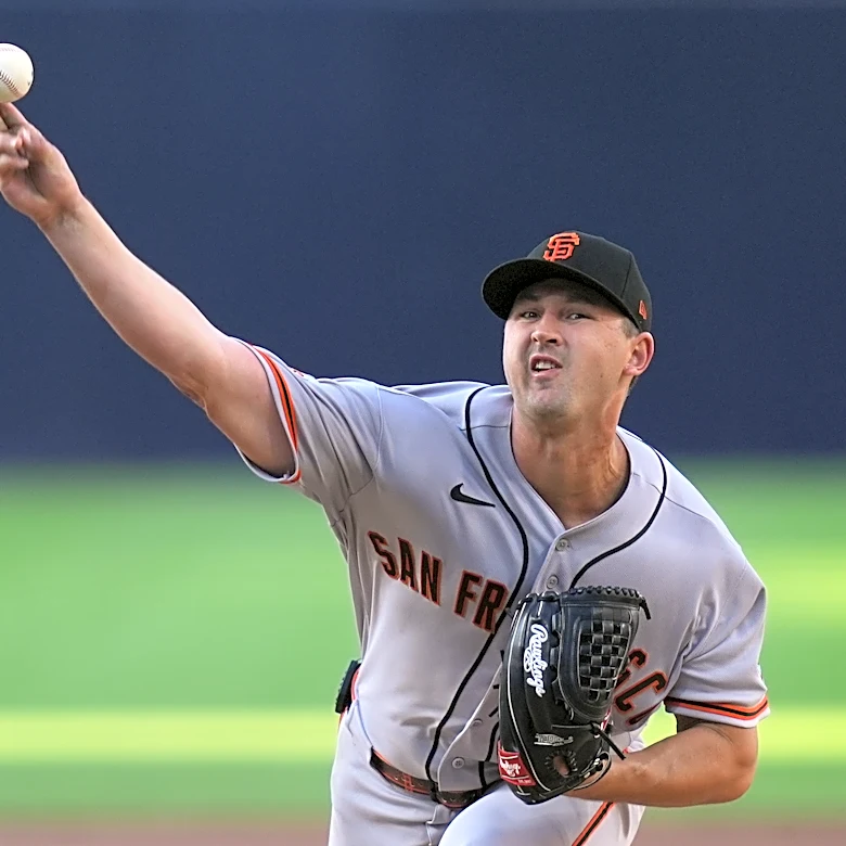 Braves look to bolster rotation depth by acquiring right-hander Tyler Mahle from Giants