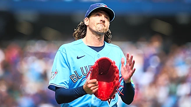 Chicago Cubs acquire right-hander Kevin Gausman in a trade with the Toronto Blue Jays