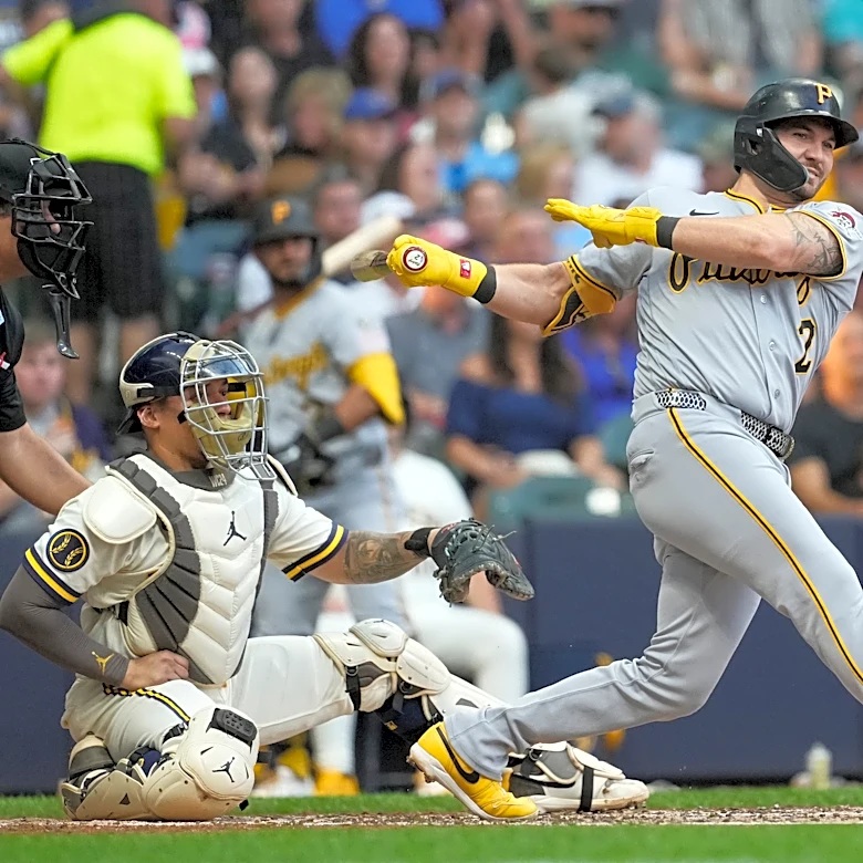 Horwitz drives in 3 runs, Pirates defeat Brewers for the 6th time in 7 games this season