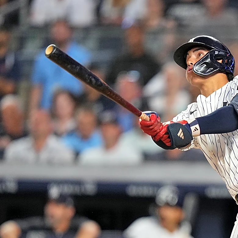 George Lombard Jr. homers in memorable big league debut as Yankees blank Cardinals 2-0